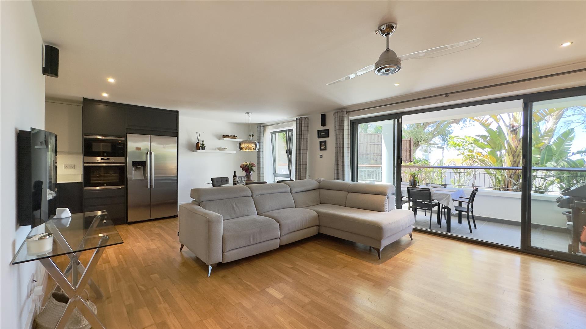 Image of Apartment - 3 Bedrooms - 2 Bathrooms for Sale in Highcliffe House-Gibraltar, Image 2